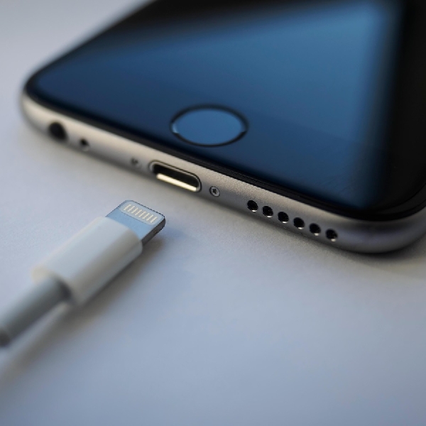 iPhone Akan Gunakan Charging USB-C?