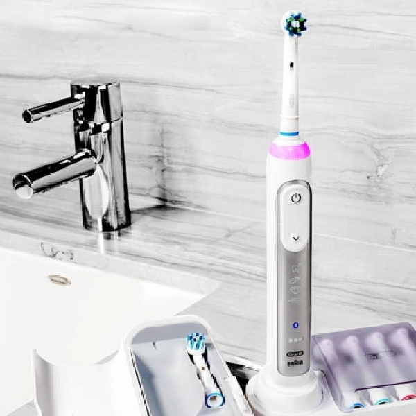 Oral-B Luncurkan Sikat Gigi Pintar Terbaru Di MWC 2016