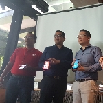 Perluas Layanan 4G LTE, Smartfren Hadirkan Paket Bundling Hisense Pureshot+ 2