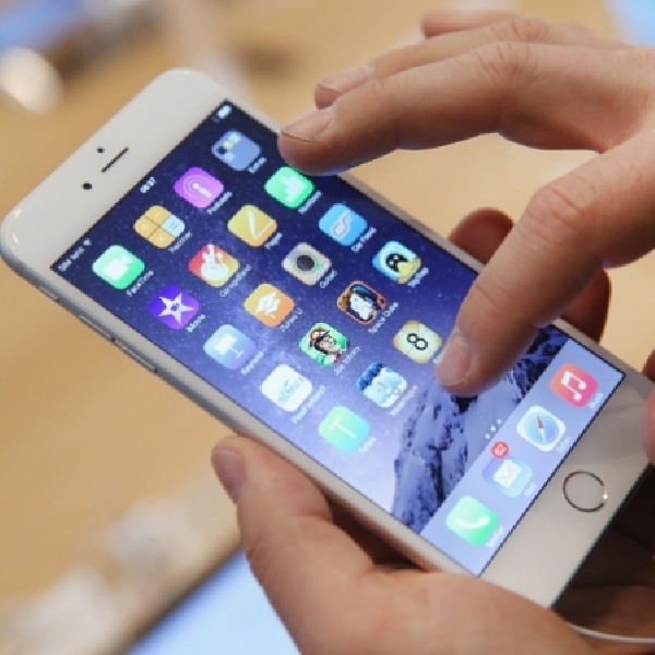 Samsung akan Jadi Supplier Utama Layar OLED iPhone 7
