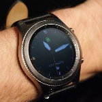 Samsung Akan Gunakan WearOS untuk Smartwatch Terbarunya