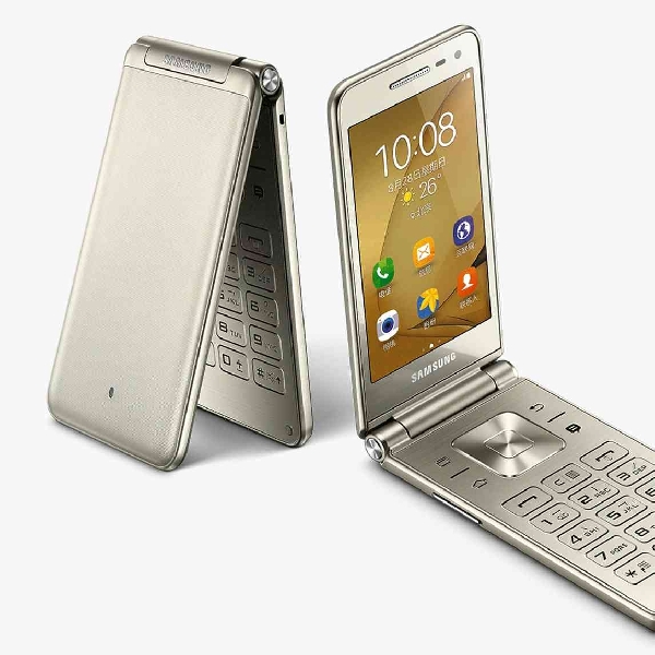 Bergaya Jadul, Ini Ponsel Clamshell Terbaru Samsung