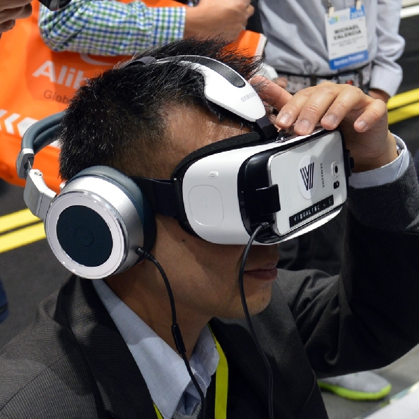 Sennheiser dan Samsung Besut Headset Ambeo, Hadirkan Kualitas Audio 3D