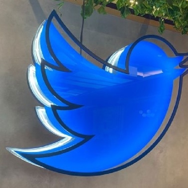 Twitter sedang Menguji Coba Fitur Unik Bernama Heads Up untuk Android dan iOS