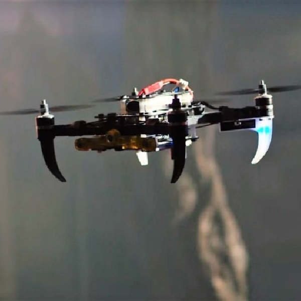 YING, Drone Bertenaga Qualcomm Flight Luncur di CES