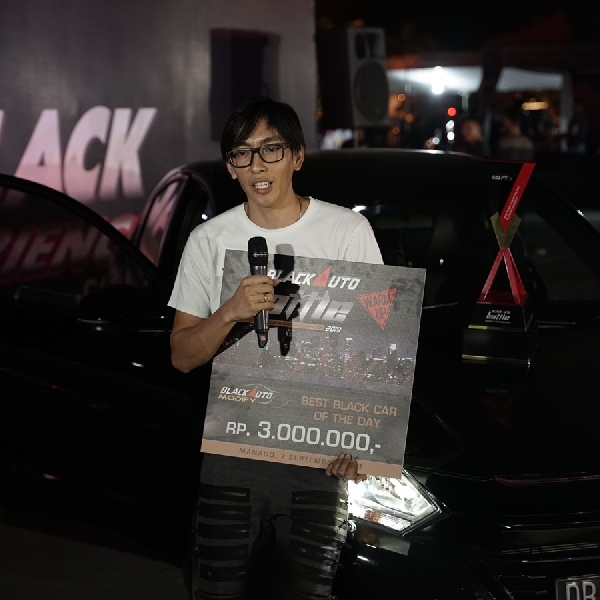 Honda HR-V Deibu Shop Terpilih Menjadi Black Car of the Day