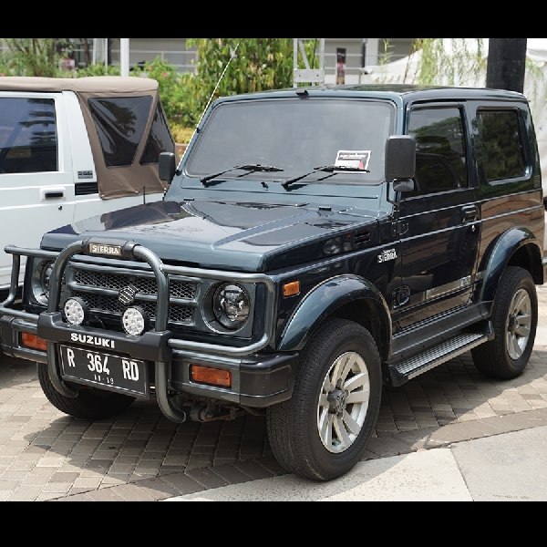 Eksotika Modifikasi Jimny Daily di BlackAuto Battle Warm Up 2019 Jakarta