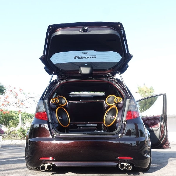 Duel Tuner Audio Pecah di BlackAuto Virtual Battle 2021