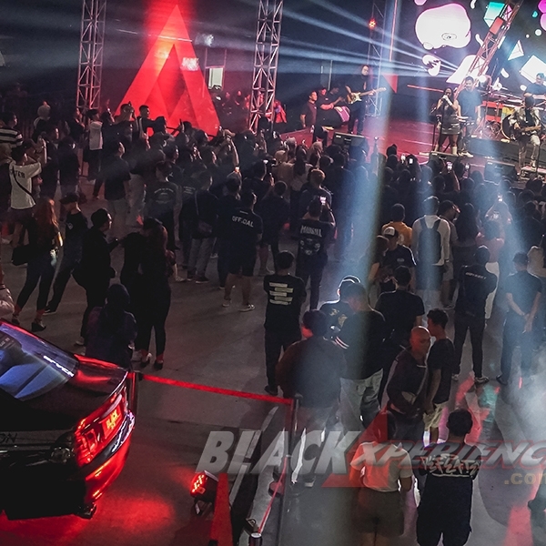 Performance Okaay Bikin Pecah, Sihir Penonton Hingga Nyanyi Bareng di Black Auto Battle 2023 Final Jogja 