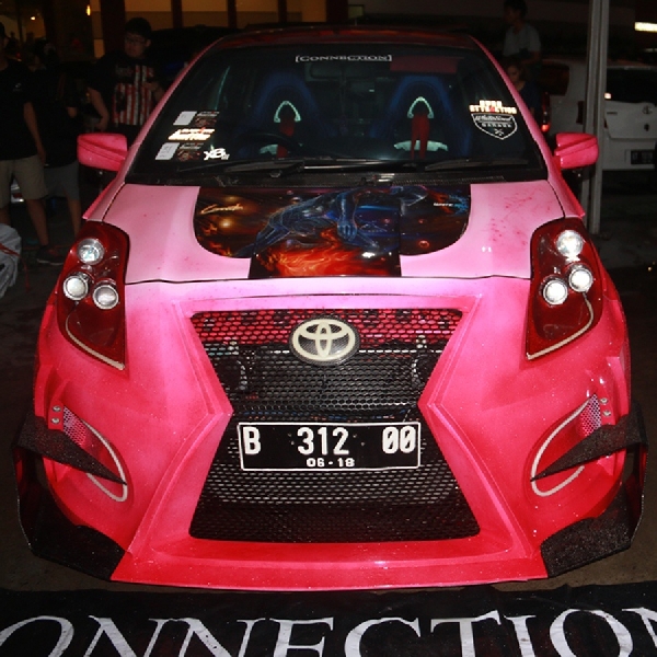 Toyota Yaris Connection Berhasil Raih The Champ BlackAuto Battle Balikpapan 2016
