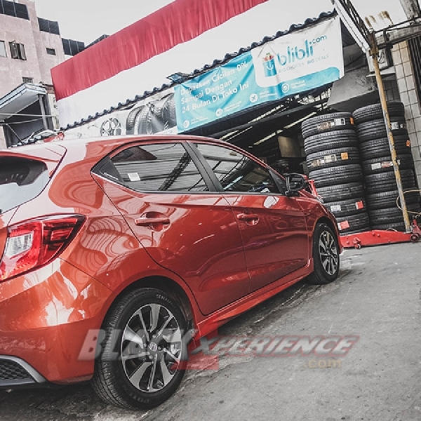 Asik Berkendara All New Honda Brio dengan Velg Baru