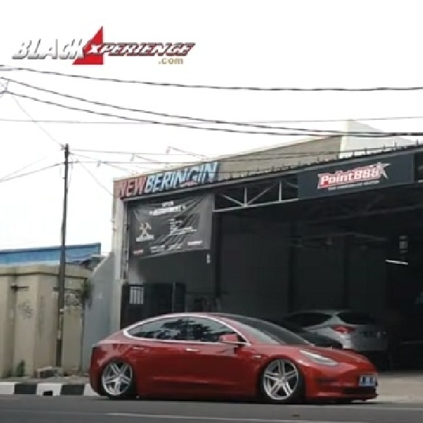 Point 888 Spesialis Bikin Ganteng Kaki-kaki, Mobil Mulai Air Suspension Sampai Custom Velg