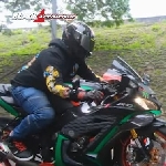 Modifikasi Kawasaki ZX10R, Siap Gas ke  Sirkuit Hingga Touring