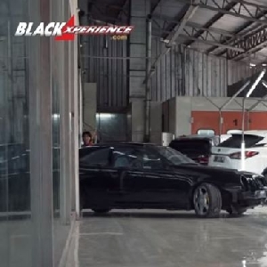 Wetgloss: Mobil Rusak atau Kusam Kembali Glowing dan Becek Abadi