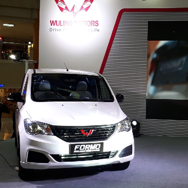 Wuling Daulat Formo Sebagai Minibus Paling Terjangkaunya 