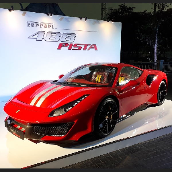 Ferrari Jakarta Datangkan Unit Pertama Ferrari 488 Pista