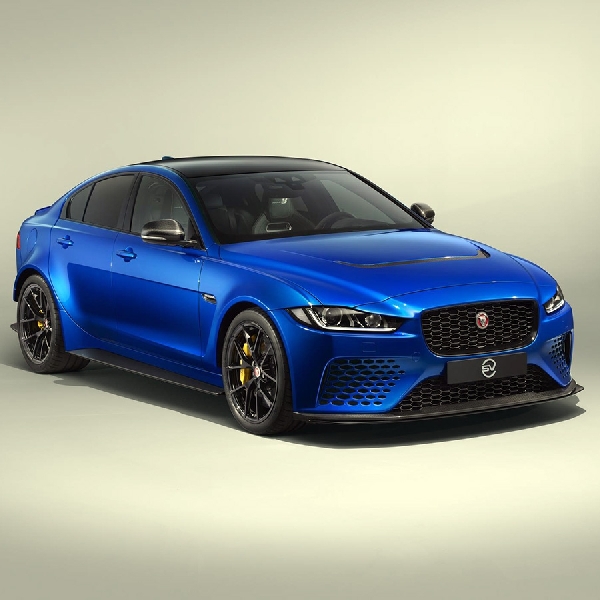 Begini Cara Jaguar Menjinakkan XE SV Project 8 Yang Bisa Anda Beli 