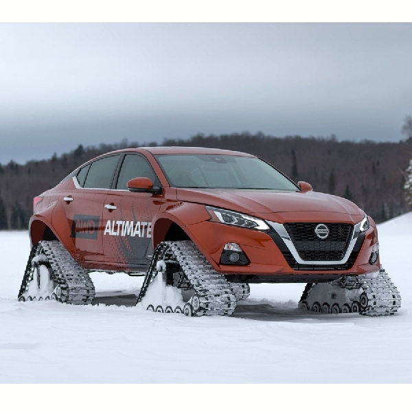 Nissan Bikin Altima-te AWD Dengan Roda Tank