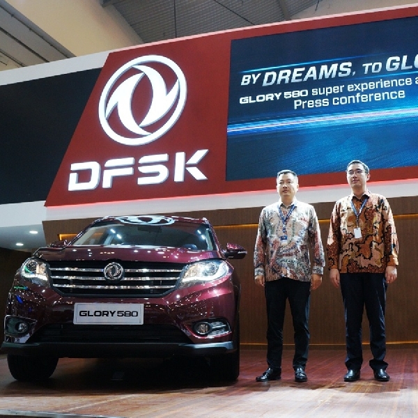 DFSK Gaungkan tema BY DREAMS TO GLORY di GIIAS International Auto Show