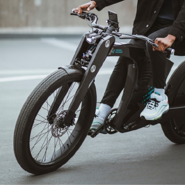 Berkendara Penuh Gaya dengan e-Bike dari CrownCruiser