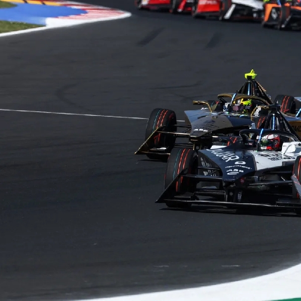 Formula E: Penuh Plot Twist, Rownland Menangi Race 1 Misano ePrix Setelah Da Costa Didiskualifikasi 