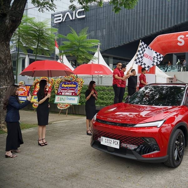 JHL Group Melalui JDI Meluncurkan SUV Premium BAIC BJ-40 Plus dan BAIC X-55