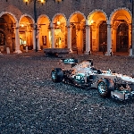 Mobil Balap F1 Mercedes Pertama Lewis Hamilton Bakal Dilelang, Ini Harganya