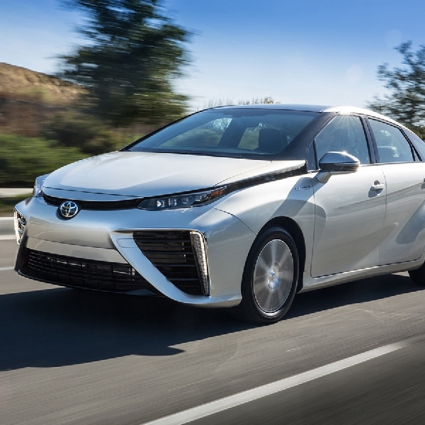 Cek Model Terbaru Toyota Mirai Disini