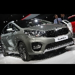 KIA Carens Facelift Tampil di Paris Motor Show