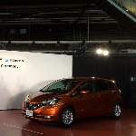 Nissan Note E 2017 Tampil Hybrid