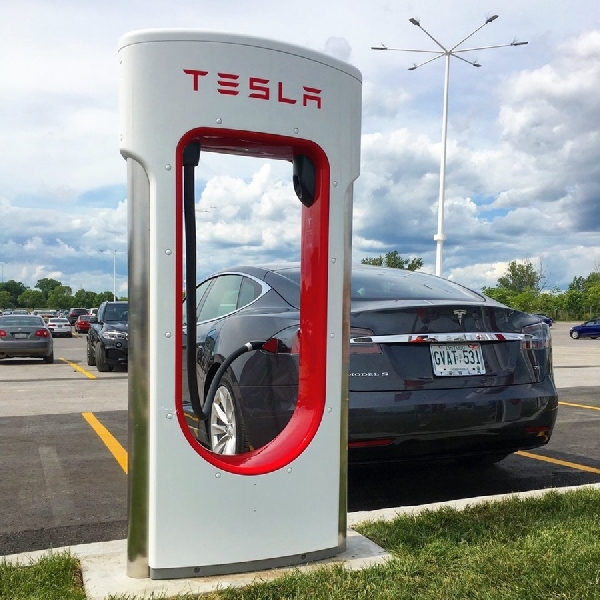 Supercharger V3 Tesla Segera Hadir