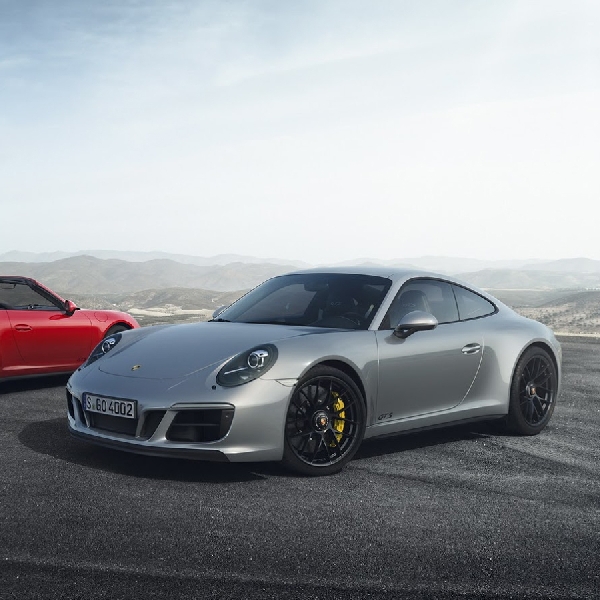 Porsche 911 GTS 2017 Penyegaran Desain dan Power Twin Turbo Six 450 Hp