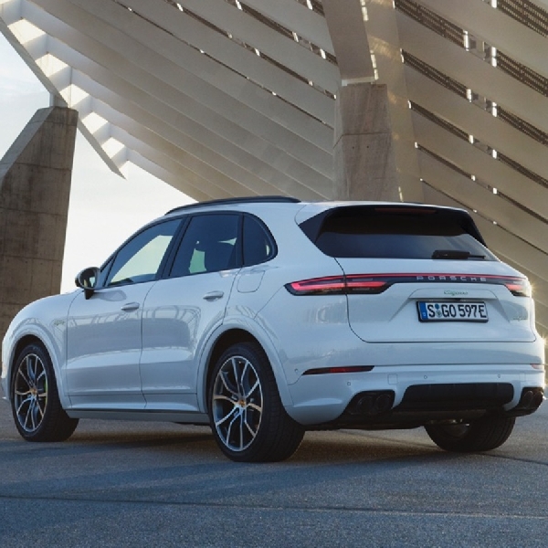 Porsche Berniat Bikin SUV Listrik