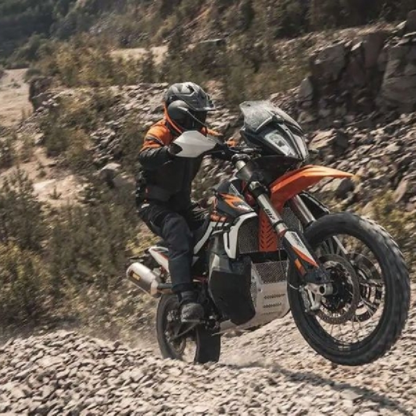 Lima Varian Line Up KTM 2021 Siap Guncang Adrenalin