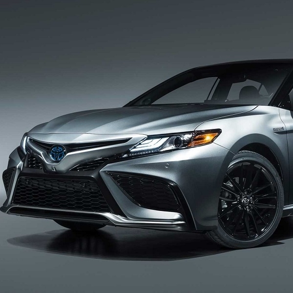 Toyota Camry 2021 Hadir dengan Teknologi XSE Hybrid dan Safety Sense 2.5 Plus