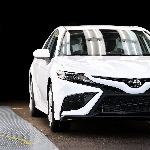 Toyota Luncurkan Produksi Camry ke-10 Juta
