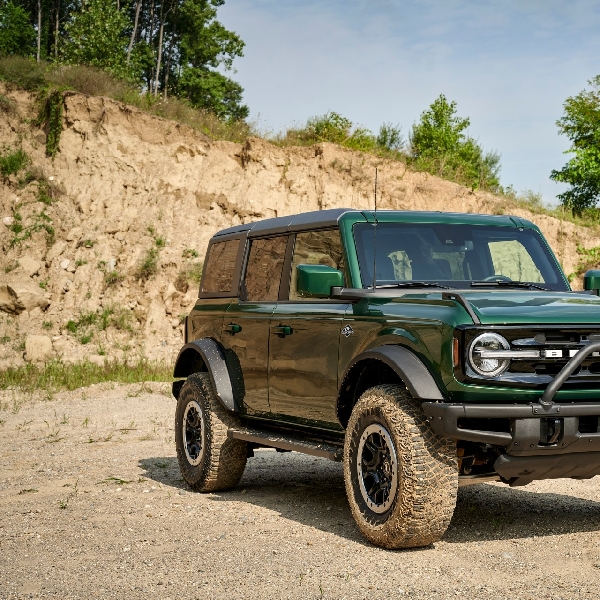 Ford Dikabarkan Membatalkan Produksi Truk Pickup Bronco