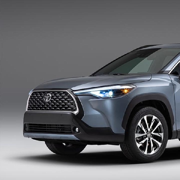 Toyota Corolla Cross Akan Hadir Dengan Model 7 Seater, Berbasis Innova?