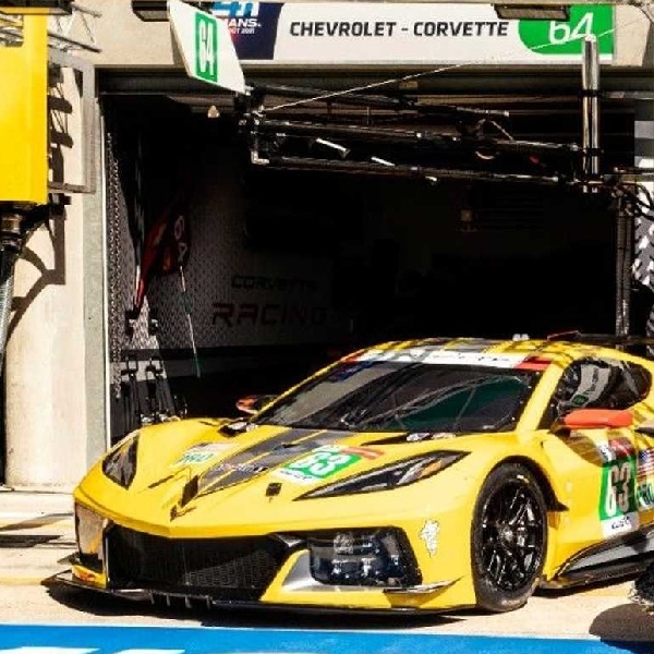 Chevrolet Hentikan Produksi Corvette Selama Seminggu, Ini Penyebabnya!