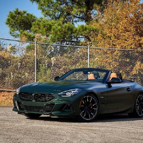 BMW Z4 2024 Akhirnya Resmi Dapatkan Transmisi Manual