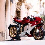 MV Agusta Superveloce 1000 Serie Oro Meluncur, Wujudnya Seperti Ini