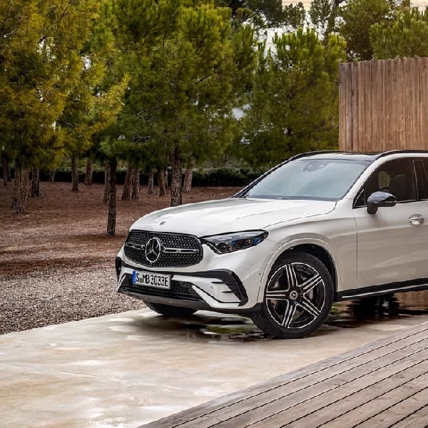 Mercedes-Benz GLC Kini Hadir Dalam Varian PHEV, Punya Keunggulan Ini