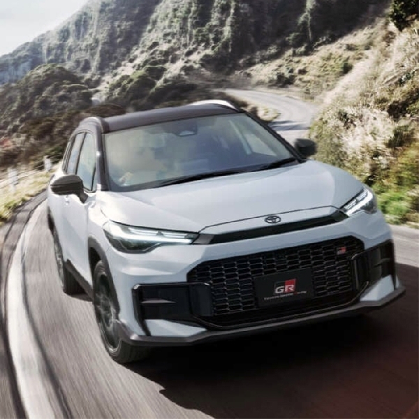 Toyota Corolla Cross GR Sport Facelift 2025 Meluncur di Jepang, Hanya Tersedia Mesin Hybrid