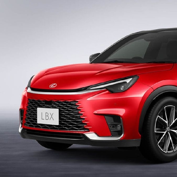 Lexus LBX Hadir Dengan Varian Terbaru Ini, Seperti Apa?