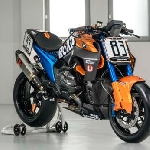 BMW Motorrad Hadirkan R 1300 R Superhooligan, Edisi Spesial Peringati 50 Tahun Kemenangan Di Daytona