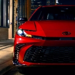 Toyota Camry Hadir Dalam Edisi Spesial Bertema Gelap Ini