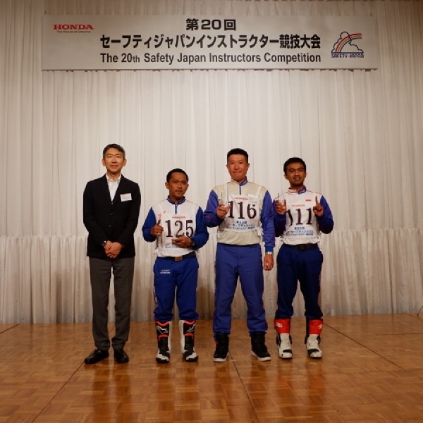 Mekanik Honda Pegang Juara Instruktur Safety Riding di Jepang