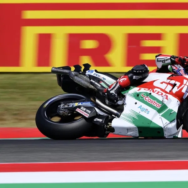 Pirelli Uji Coba Ban Khusus Untuk Balap MotoGP, Seperti Apa?