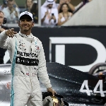 Lewis Hamilton Beri Sinyal Tinggalkan Formula 1