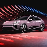 5 Fitur Keren Porsche Macan EV 2024!